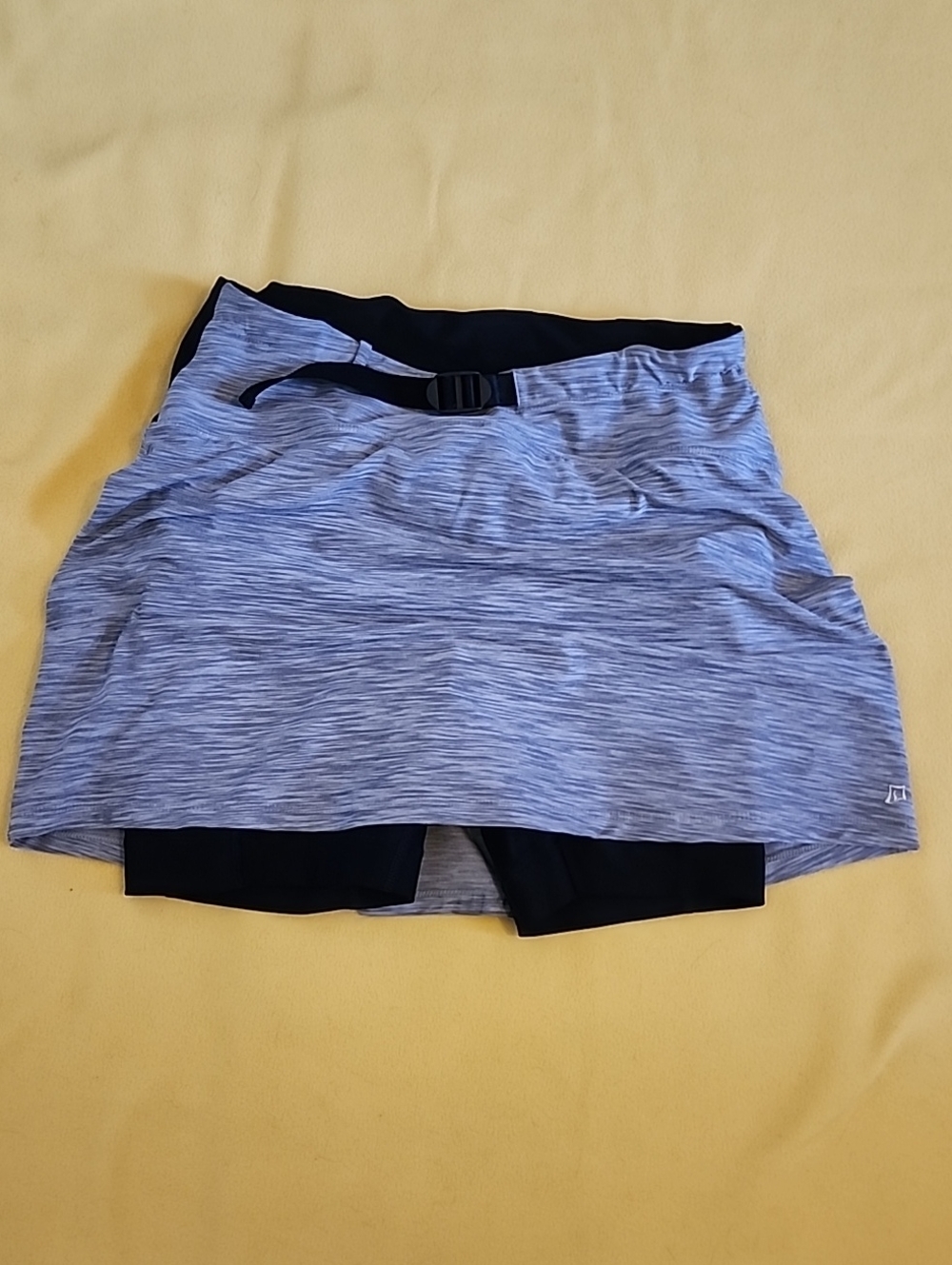 SkirtSports Heather Gray and Black Running Athletic Skort